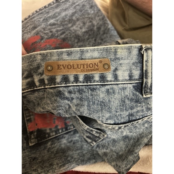 Red Paint Splatter Evolution In Design Size 46 Distressed‎ - Picture 8 of 8